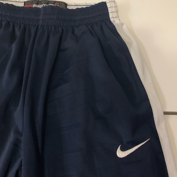 Men’s Nike Basketball Trainer Pants - Picture 2 of 6